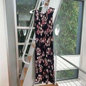 Aritzia Wilfred Rose Patterned Dress